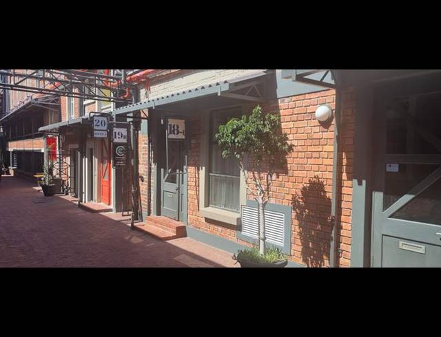 BUSINESS PROPERTY TO RENT IN MOWBRAY